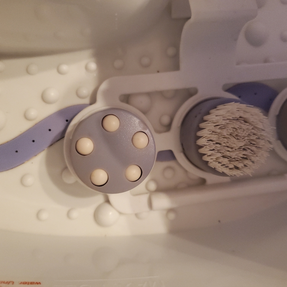 Homedics foot bath with bubble, massage and infrared settings - Picture 4 of 4